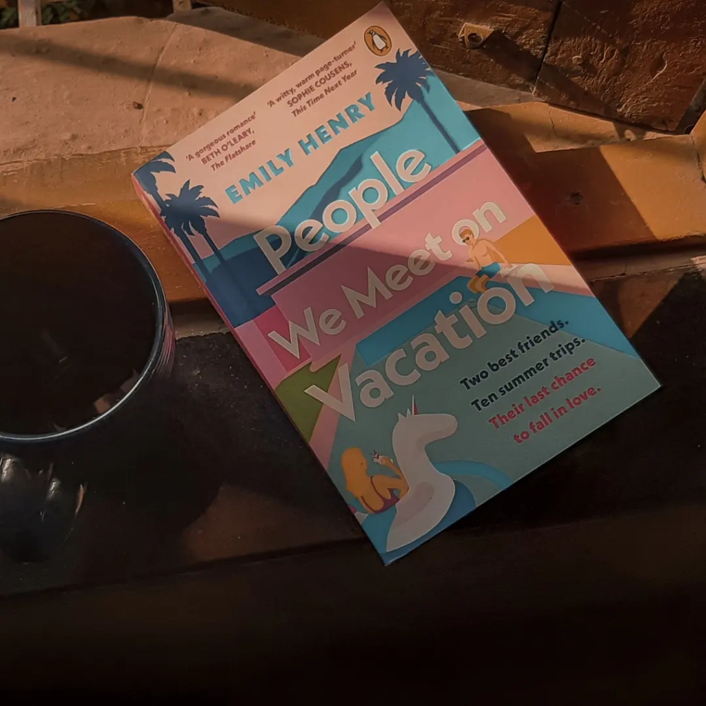 Book Review: People we meet on Vacation
